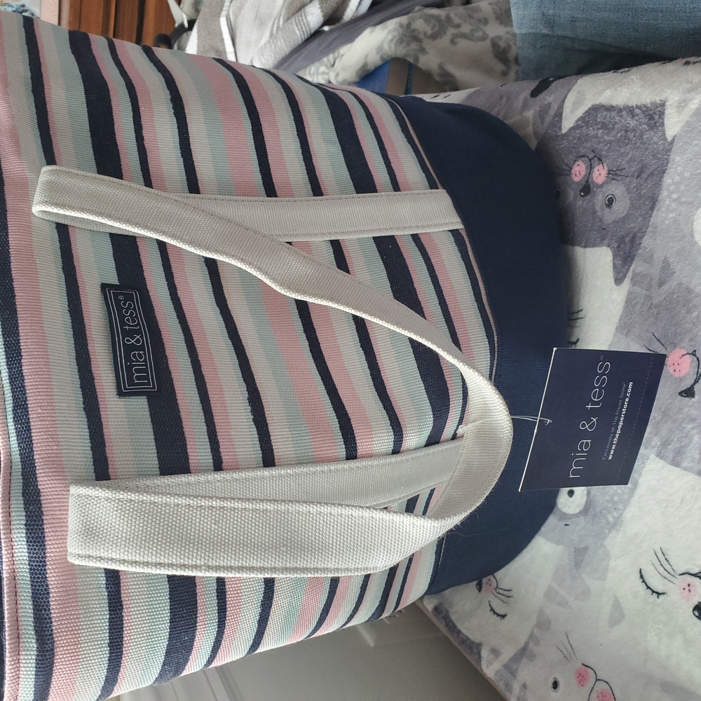 Chic Pink and Blue Tote Bag for Everyday Use
